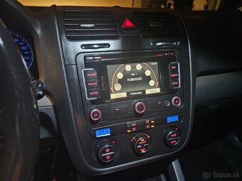 Volkswagen GOLF 77kW - 7