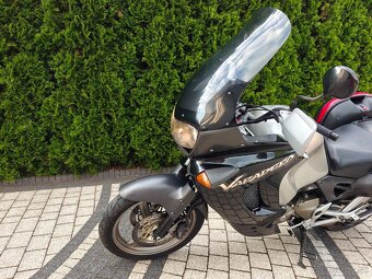 Honda XL 1000 Varadero - 7