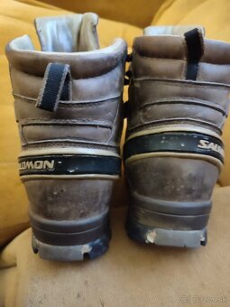 Kožené turistické alebo zimné topánky SALOMON v 40 - 7
