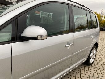 Volkswagen Touran 7 miestny - 7