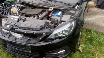 Peugeot 308 sw 1,5 hdi 96kw automat T9 - - 7