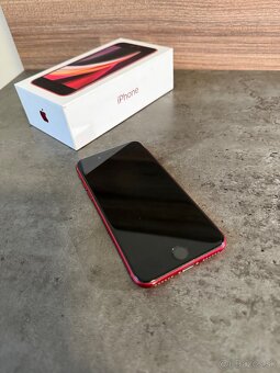 iPhone SE Red 2020 - 7