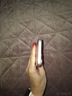 Iphone 15 - 7