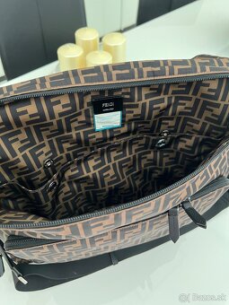 Fendi prebalovacia taska - 7