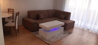 2i byt (novostavba), kryté parkovanie, veľký balkón, sklad - 7