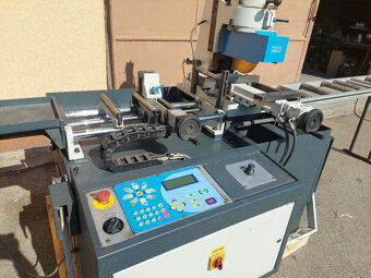 automatická vertikálna kotúčová píla na kov MKS 350 VA - 7