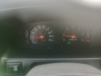 Mitsubishi L200 2.5 TD 85kw 4d56 - 7