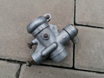 Predám karburátor - 7