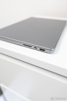 Apple Macbook Pro 14-palcový M1 MAX 32GB RAM 1TB SSD - 7