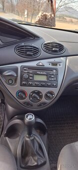 Ford Focus - 7