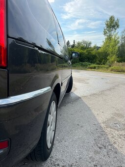 Predám Peugeot 807 - 7
