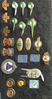 odznaky - automobilky, motocykle, Škoda, Tatra, rallye - 7