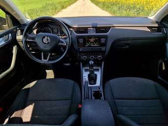 Škoda Octavia Combi 2.0 TDI Style DSG - 7