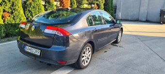 RENAULT LAGUNA - 7