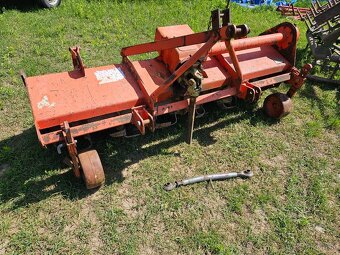 Rotavátor za traktor HOWARD - 7