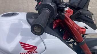 Honda CB 750 A Hornet - 7