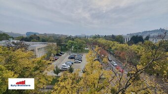 Byty Bratislava predá 1 izb. byt na ul. Žilinská, BA I. - 7