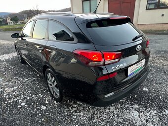 Hyundai i30 KOMBI 1.4 TGDi go ČR, KAMERA , ALU - 7