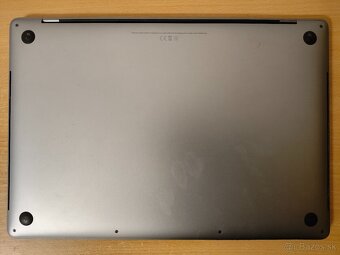 MacBook Pro 15 2018 16GB 256GB - 7