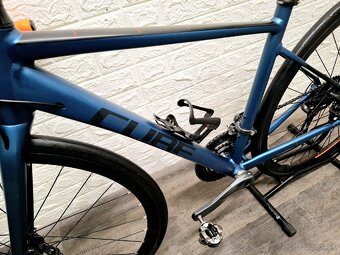 Ponúkam na predaj cestný bicykel Cube Attain 28" - 7