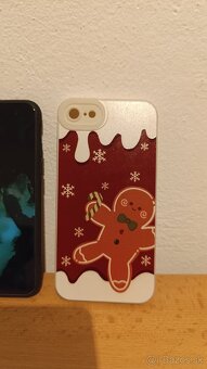 iPhone 8 - 7