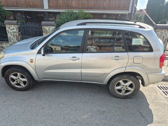 Toyota rav 4 - 7