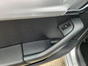 Škoda Octavia 1,6tdi 77kW najeto 1083km - 7