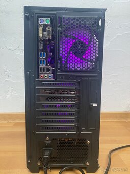 HERNÝ PC S WIFI/RYZEN 5 1600/RTX2060/16GB RAM/512GB SSD - 7