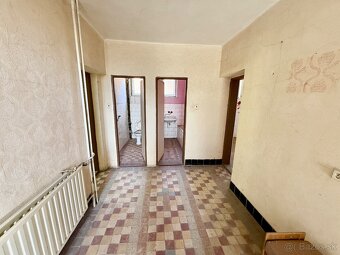 Na predaj poschodový rodinný dom v obci Holčíkovce - 7