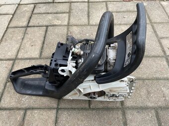 Predám motorovú pilu STIHL MS 211/C - 7