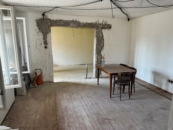 Dom iba 10 minút od centra Košíc–22 árovi pozemok - 7