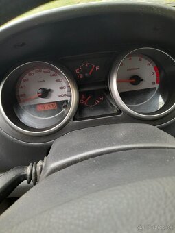 Suzuki Ignis - 7