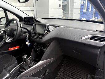 Peugeot 2008 1.2 PureTech Style - 7