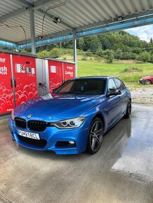 BMW 320D XDRIVE (F30) - 7