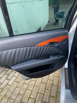 Rozpredam mercedes w211 - 7