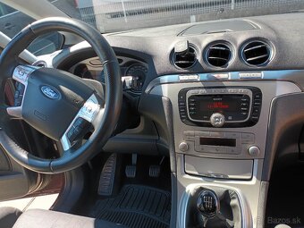 Ford S-Max - 7
