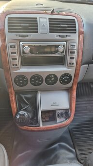 Kia Carnival 2.9 CRDi EX 106kW/144HP M5 - 7