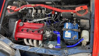 Suzuki swift gti - 7