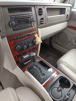 Jeep Commander - 7