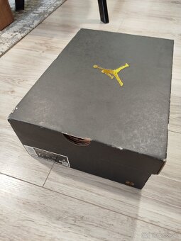 Botasky Air JORDAN 1 MID - 7
