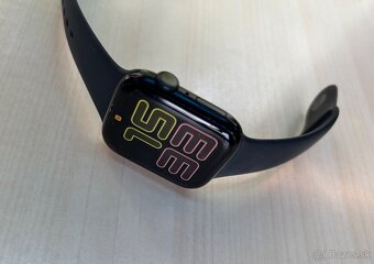 Apple Watch 8 45mm - 7