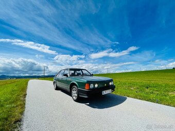 TATRA 613 - 4, biele značky - 7