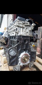Predám motor kia Sorento,H1,d4cb 125kw - 7