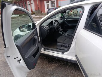 Škoda Octavia combi scout 4x4 dsg - 7