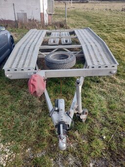 Autoprepravnik BORO - 7