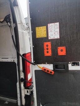 Prenájom, požičovňa dodávky aj s hydraulickou rampou - 7