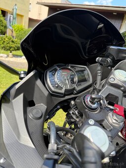 Kawasaki Ninja 400 - 7