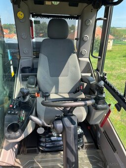 Kolesové rypadlo Volvo EWR170E - 7