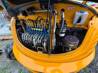 JCB 8055 zts + Engcon, centralne mazanie - 7
