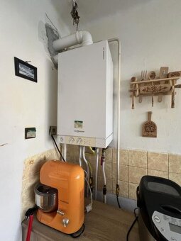 Na predaj 3 izbový tehlový byt s vlastným kúrením, Dulovce - 7